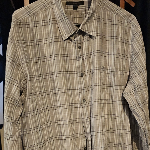 Long Sleeve John Varvatos dress shirt - Picture 3 of 3